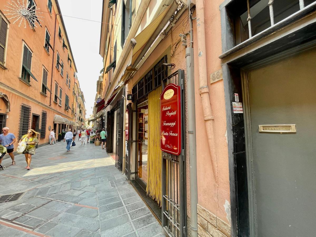 Apartmán 20 Metri Dal Mare Il Fascino Del Centro Storico. Loano Exteriér fotografie